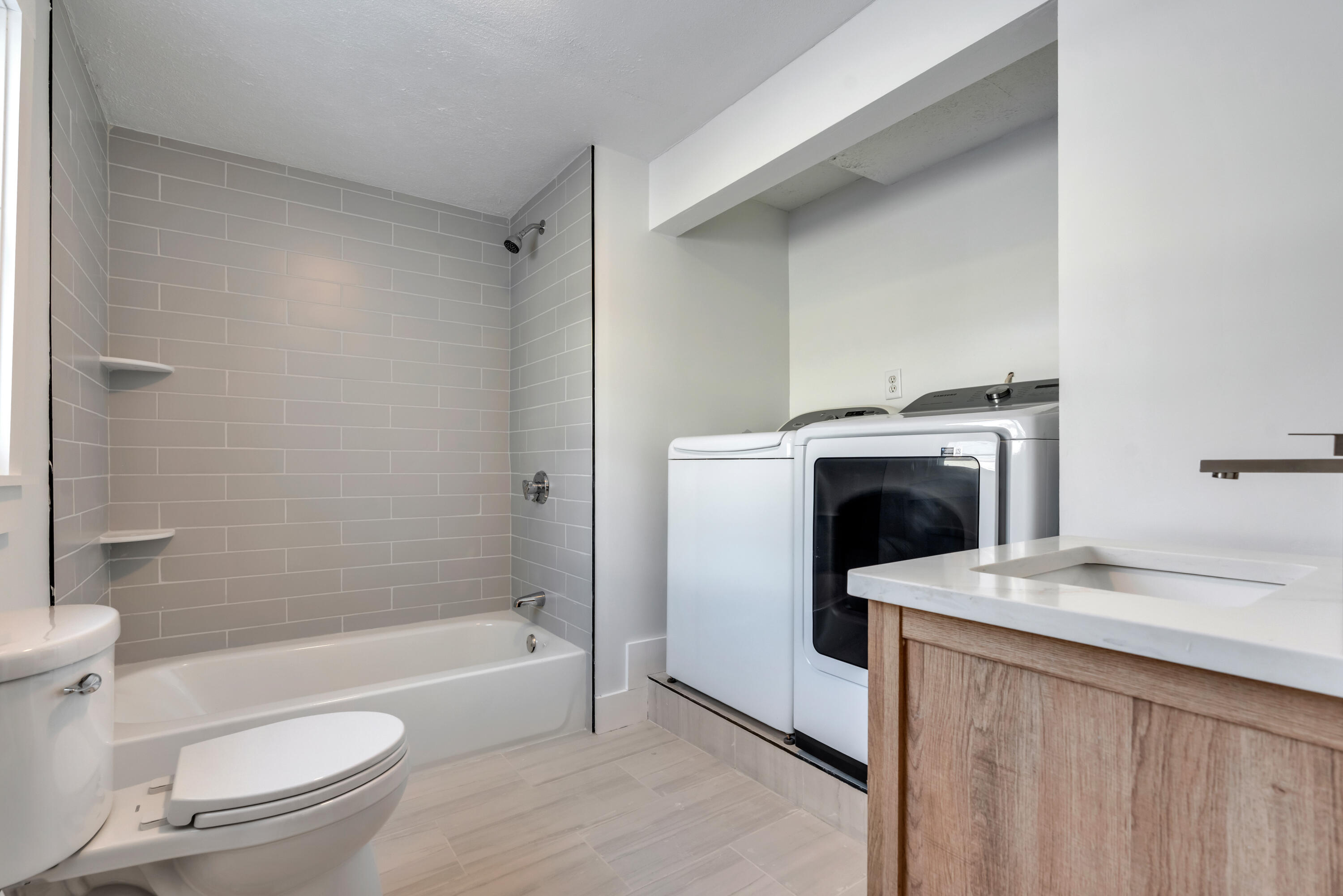 665 South Waterboro Road Lyman, ME 04002 - Photo 7 of 36 _DSC1305