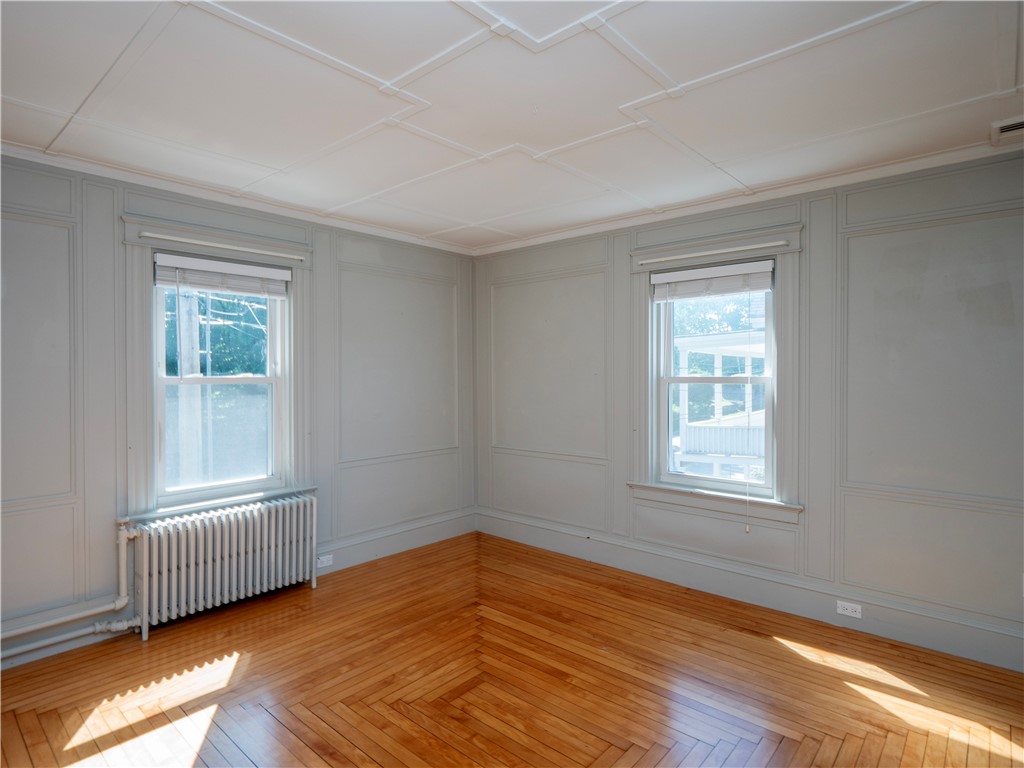 573 Spring Street Newport, RI 02840 - Photo 25 of 50 Second Floor Bedroom #2