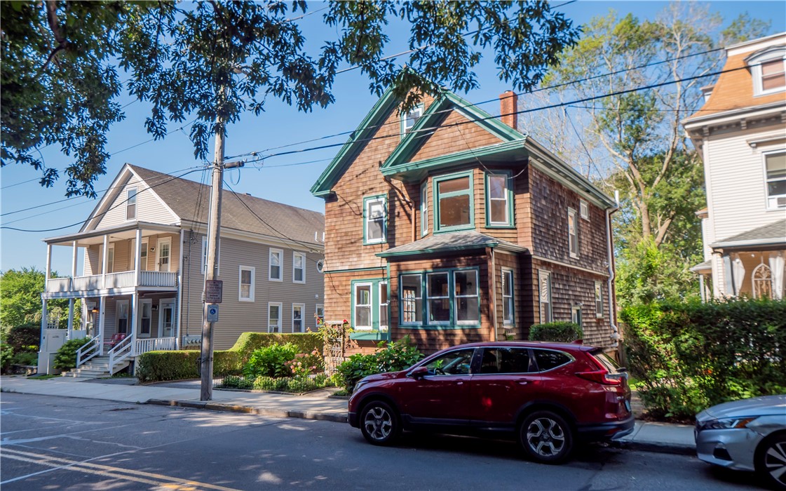 573 Spring Street Newport, RI 02840 - Photo 3 of 50 Front