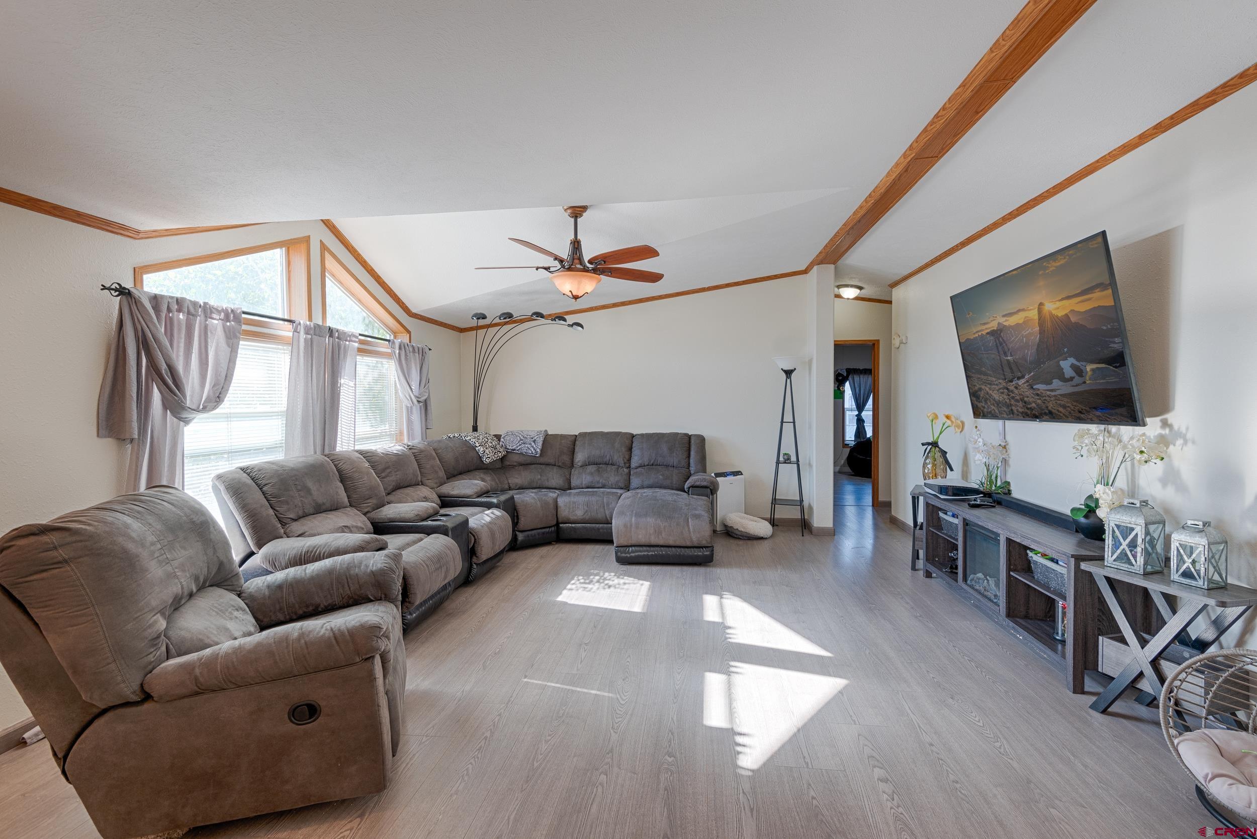 1379 Pitchfork Road Montrose, CO 81401 - Photo 3 of 35 Gallery Image 3