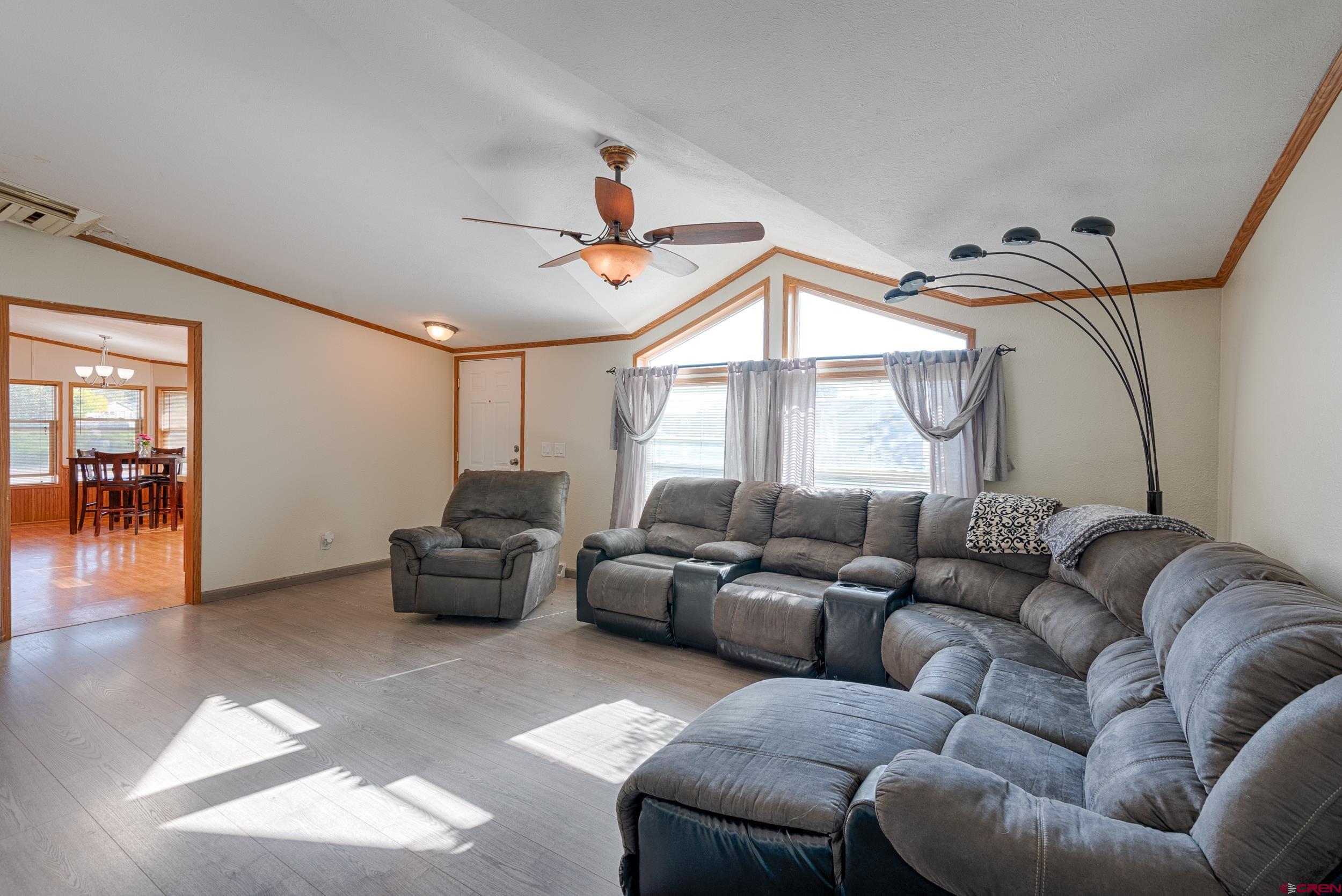 1379 Pitchfork Road Montrose, CO 81401 - Photo 4 of 35 Gallery Image 4