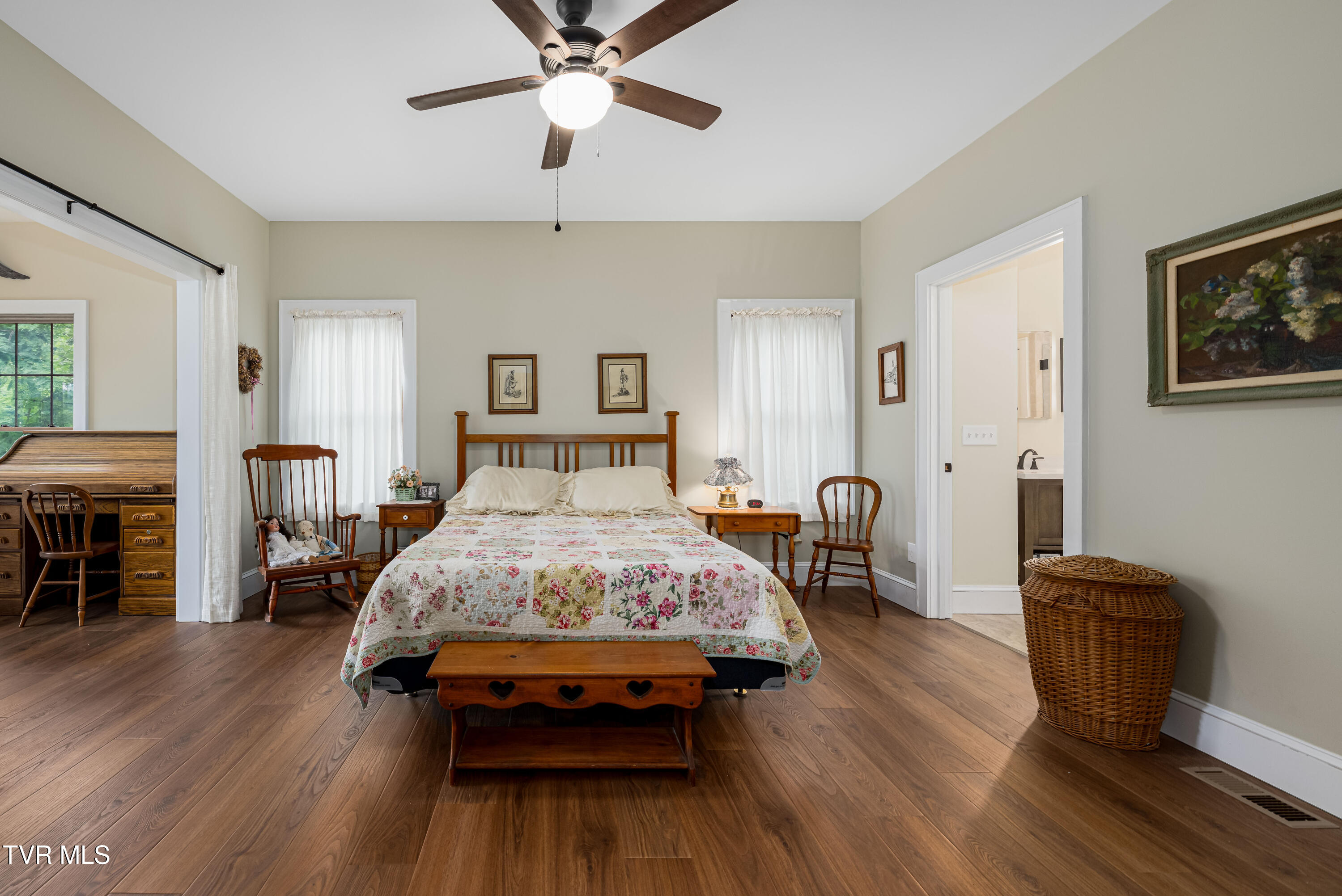 175 Lakeside Drive Butler, TN 37640 - Photo 22 of 102 175 Lakeside Dr (93 of 117)