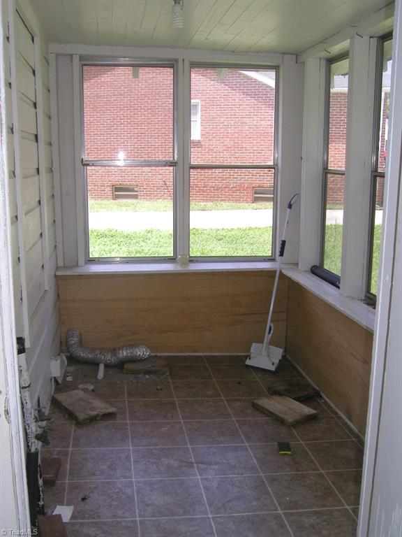 781 Cornatzer Road Mocksville, NC 27028 - Photo 11 of 14 Laundry area.