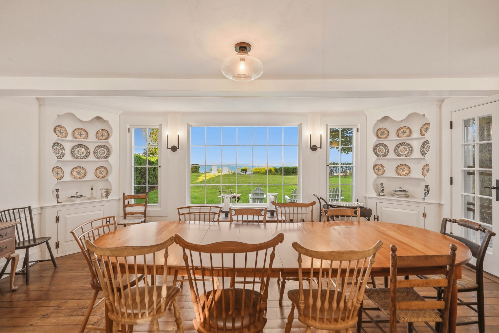 33 Shell Street Nantucket, MA 02554 - Photo 11 of 60