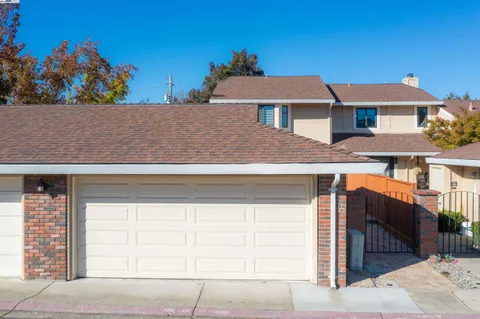 $849,999 | 7602 Arbor Creek Circle, Dublin, CA 94568