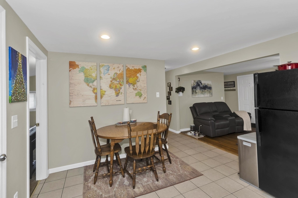 4 Jean Drive Springfield, MA 01104 - Photo 12 of 33