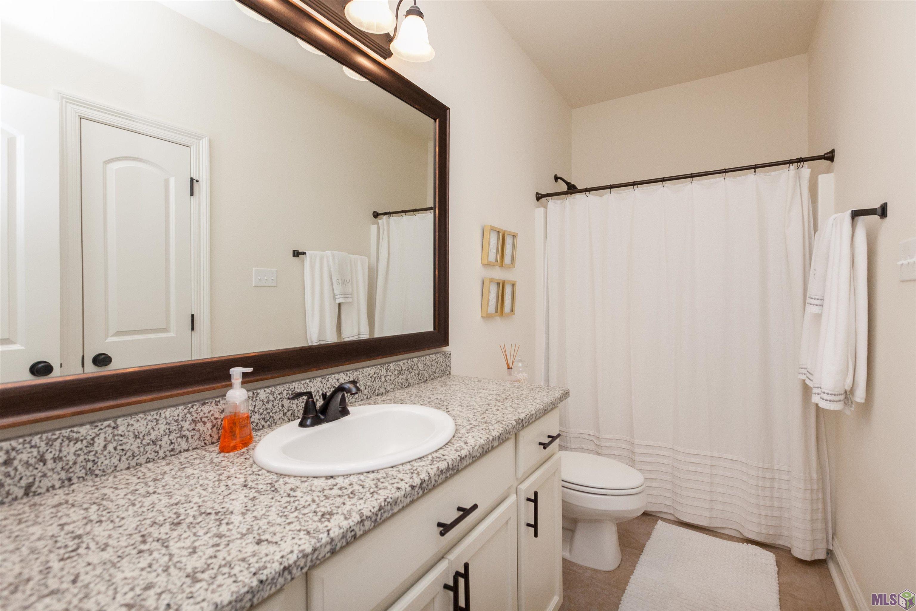 17652 Waterloo Drive Baton Rouge, LA 70817 - Photo 21 of 27 Gallery Image 21
