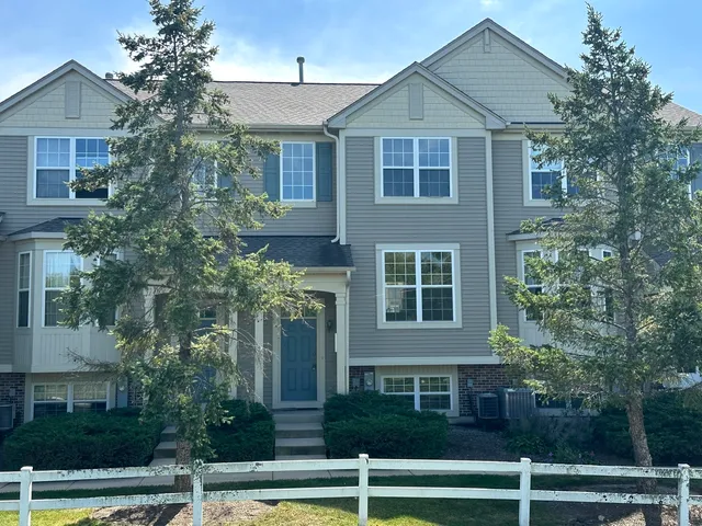 $2,600 | 31782 Pine View Boulevard, Lakemoor, IL 60051