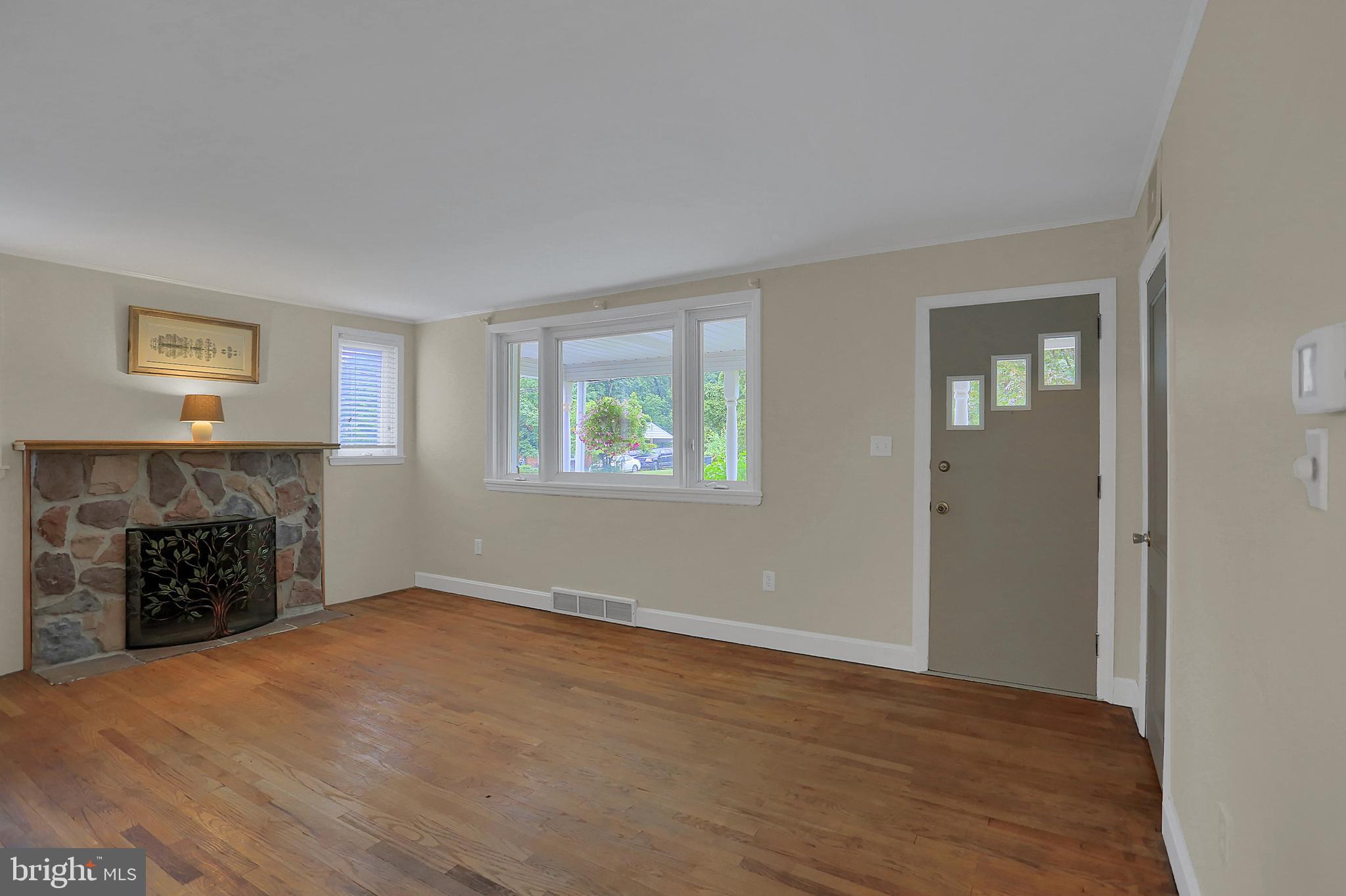 894 Cedars Road Lewisberry, PA 17339 - Photo 5 of 36
