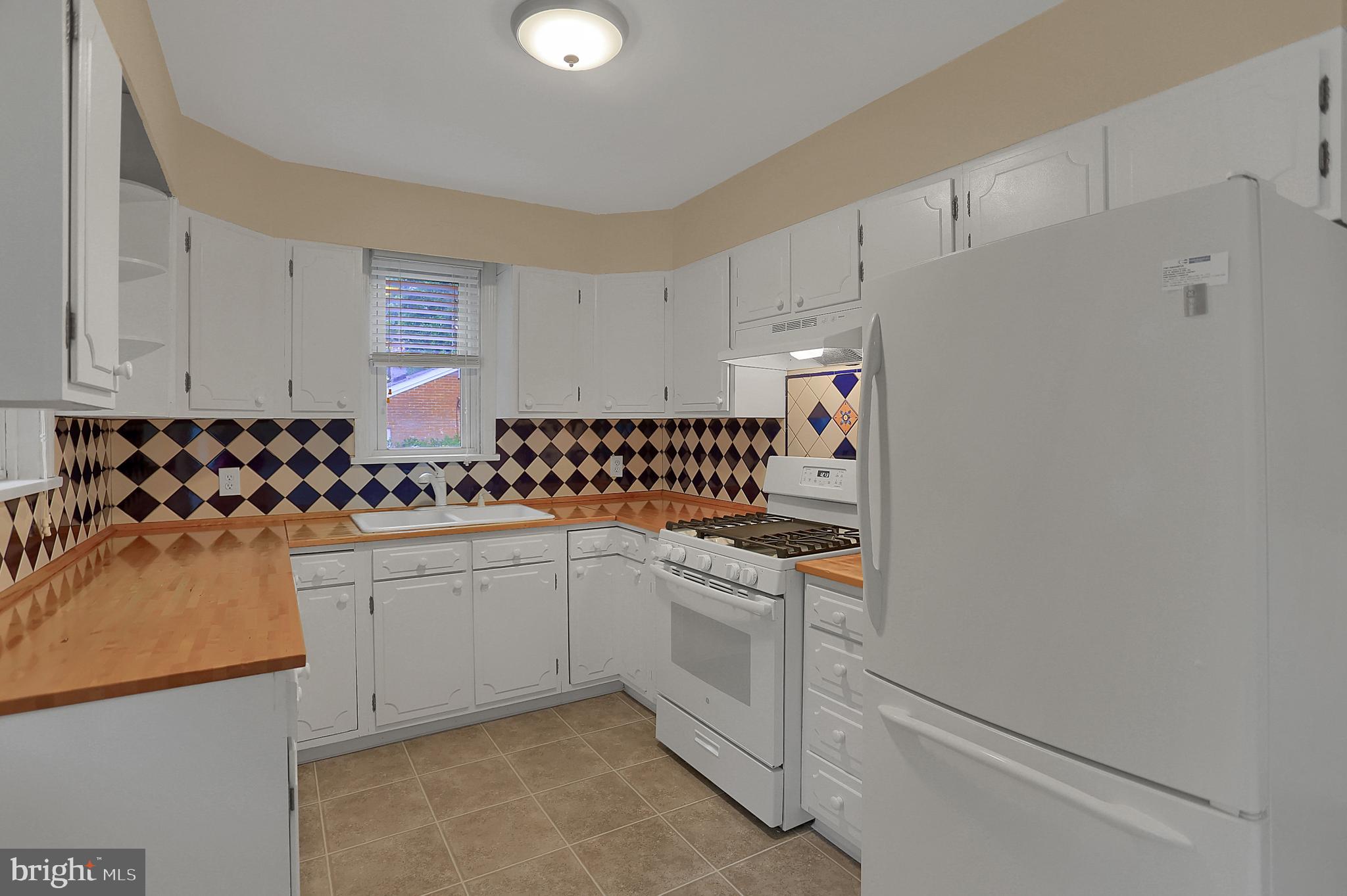 894 Cedars Road Lewisberry, PA 17339 - Photo 10 of 36