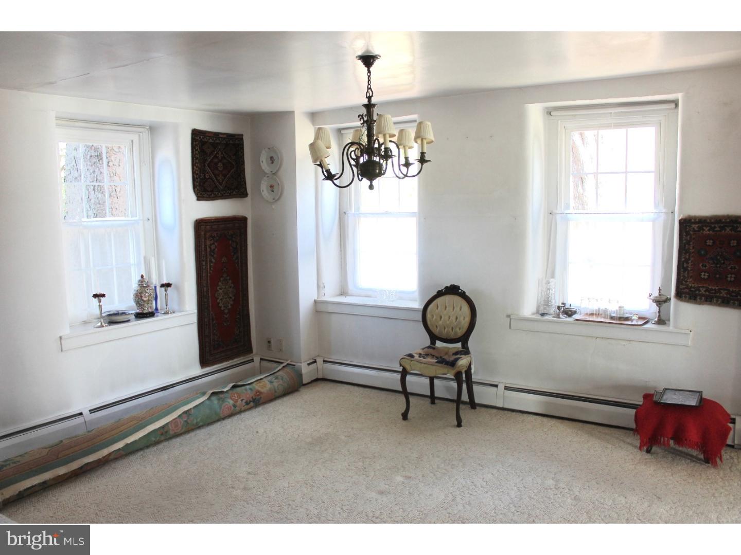 669 Schultz Road Perkiomenville, PA 18074 - Photo 11 of 25 Dining Room
