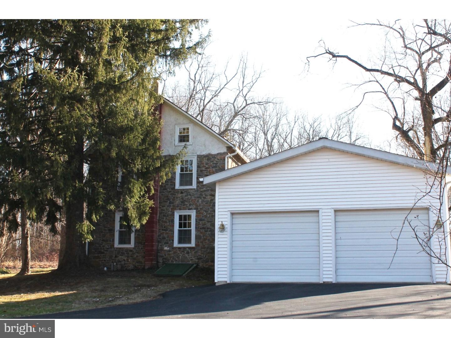 669 Schultz Road Perkiomenville, PA 18074 - Photo 3 of 25 Exterior Side