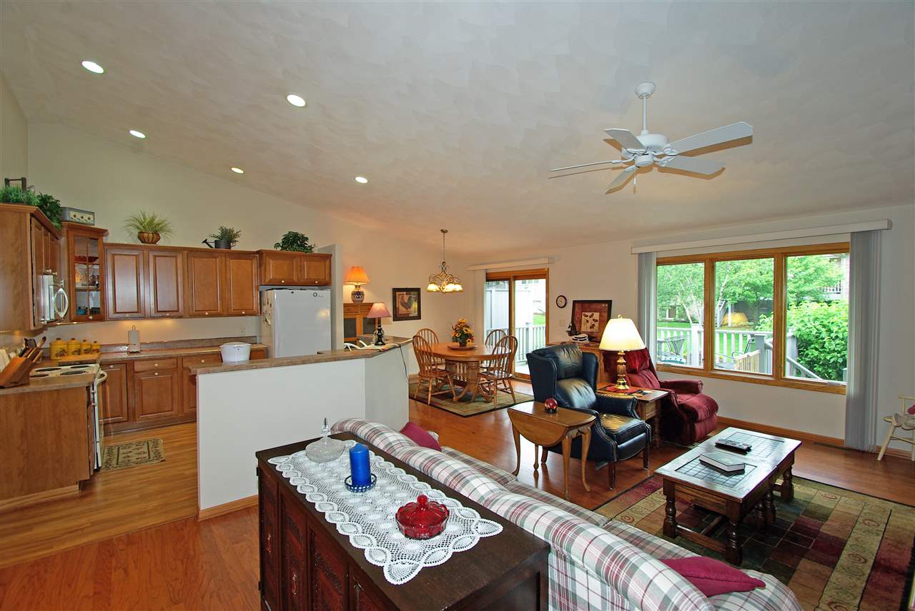 202 Rivers Edge Drive Cherry Valley, IL 61016 - Photo 2 of 17 Gallery Image 2