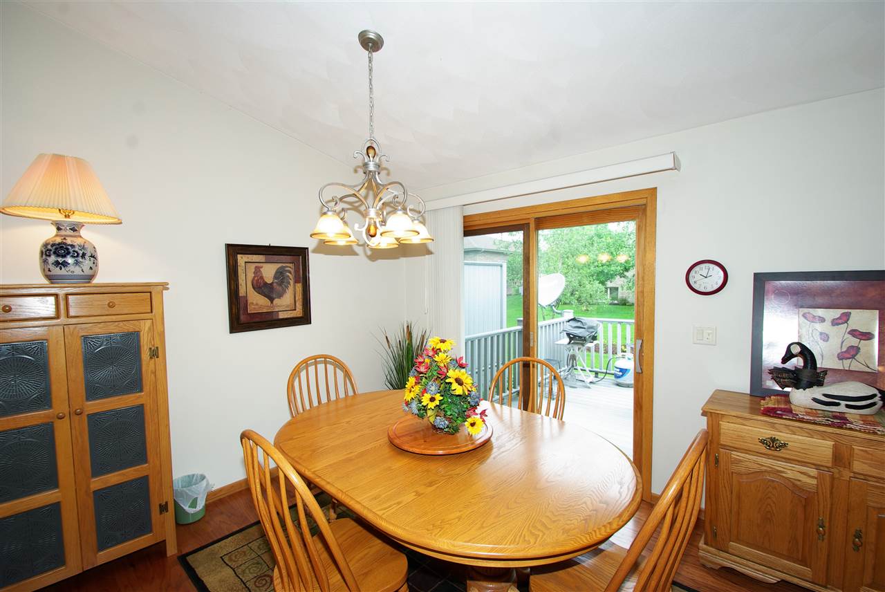 202 Rivers Edge Drive Cherry Valley, IL 61016 - Photo 6 of 17 Gallery Image 6