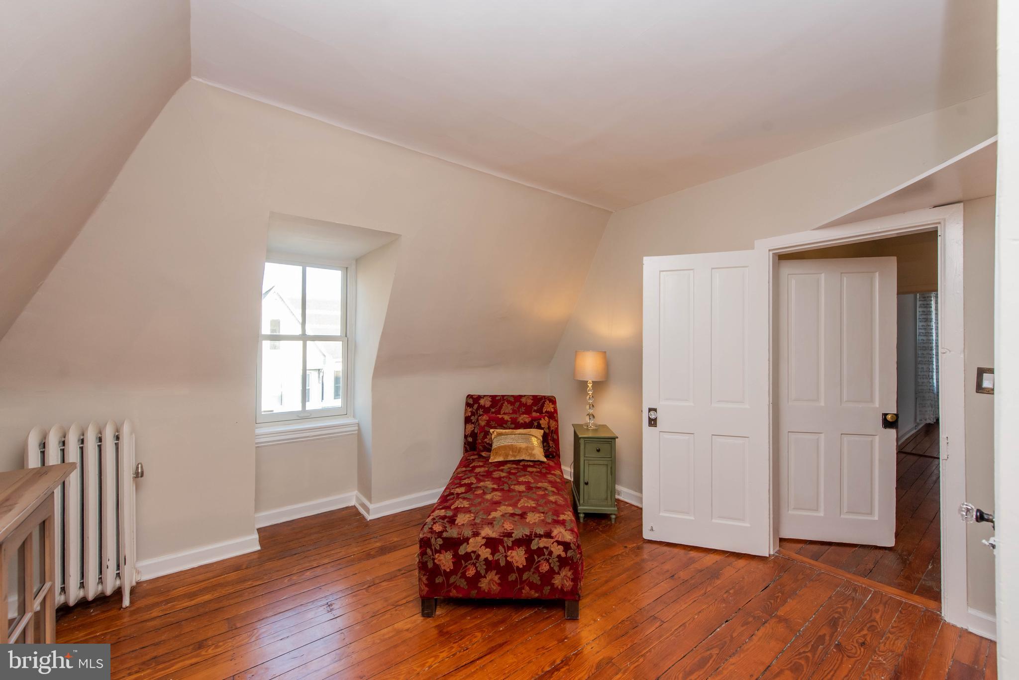 4140 Roland Avenue Baltimore, MD 21211 - Photo 49 of 80 Bedroom 3