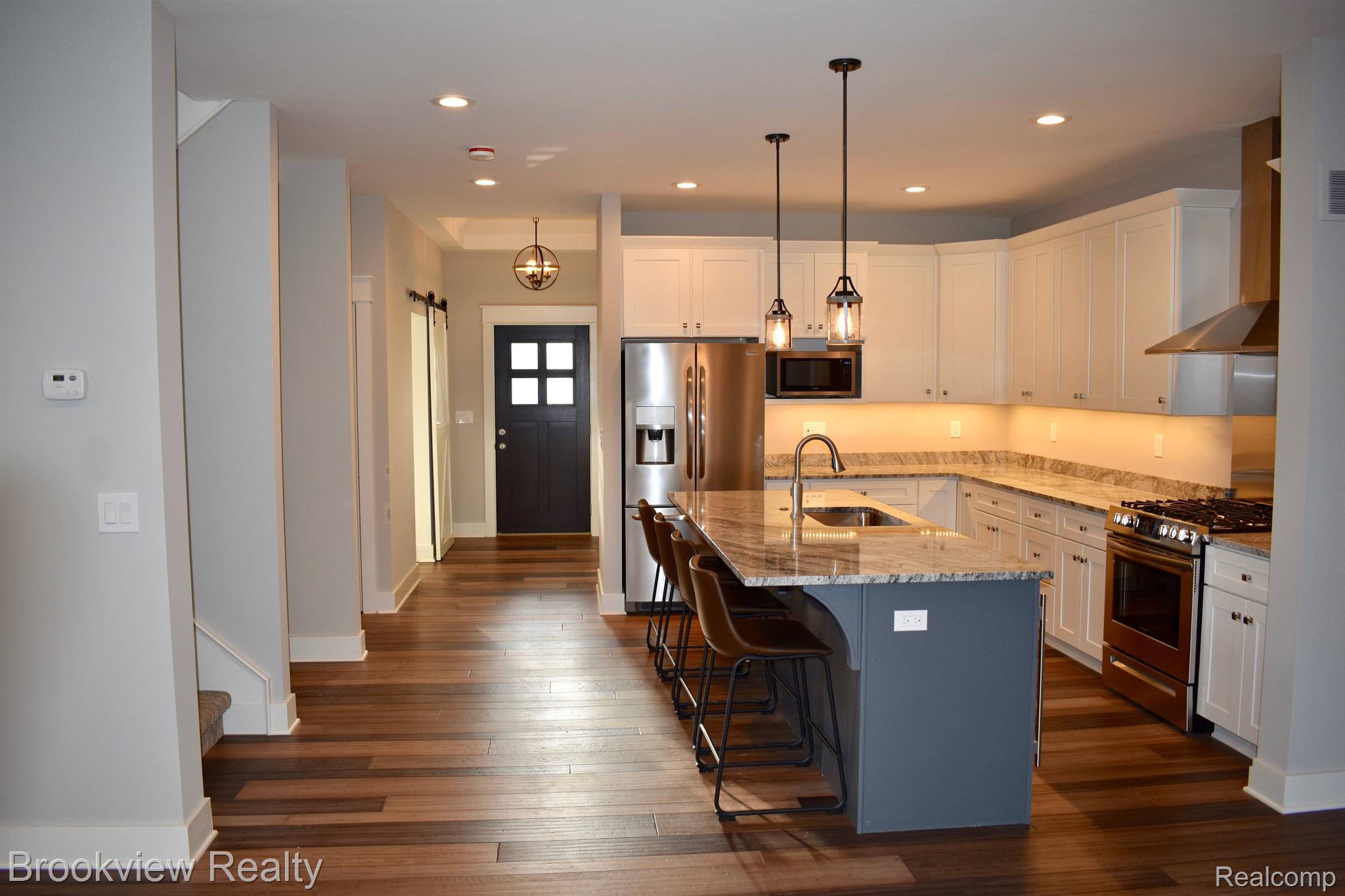 2893 Dearborn Avenue Rochester, MI 48309 - Photo 7 of 27 Kitchen