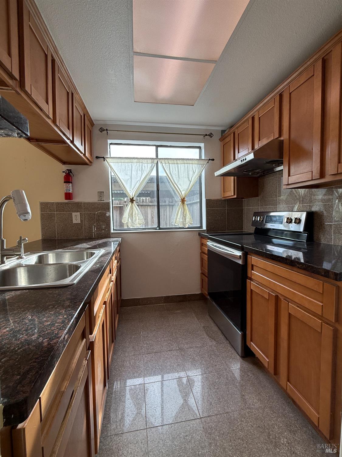 3508 Kerner Boulevard San Rafael, CA 94901 - Photo 16 of 52