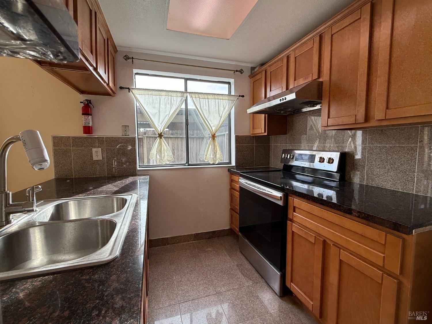 3508 Kerner Boulevard San Rafael, CA 94901 - Photo 17 of 52