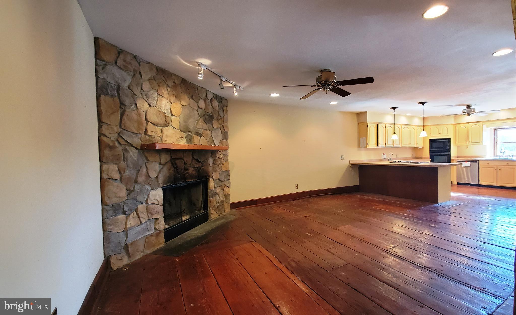 672 East Reeceville Road Coatesville, PA 19320 - Photo 17 of 34