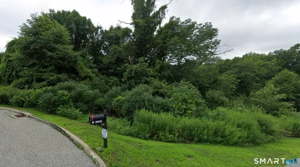 $65,000 | 38 Farm View Drive, Norwich, CT 06360