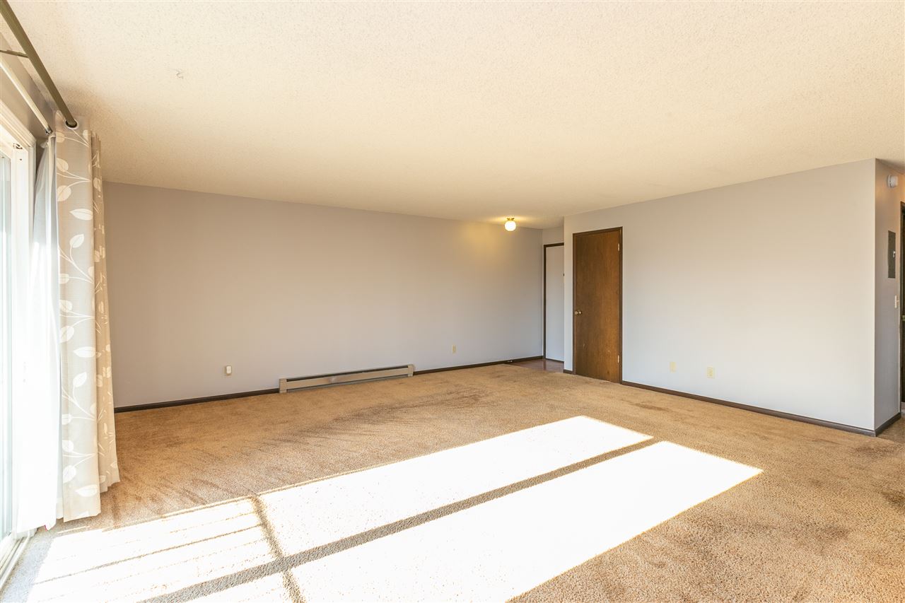 301 North Raymond Road, Unit #5 Spokane Valley, WA 99206 - Photo 3 of 20 Gallery Image 3