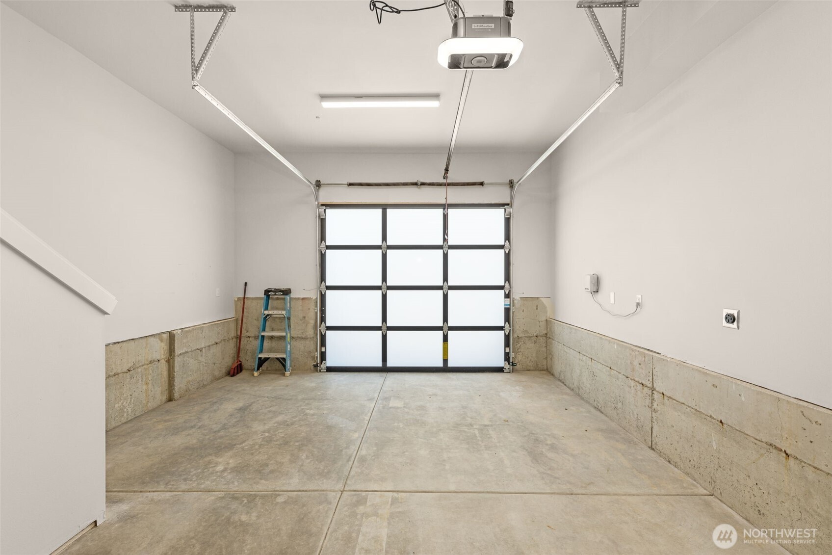 6833 36th Avenue Northeast Seattle, WA 98115 - Photo 34 of 40 a view of an empty room with a window