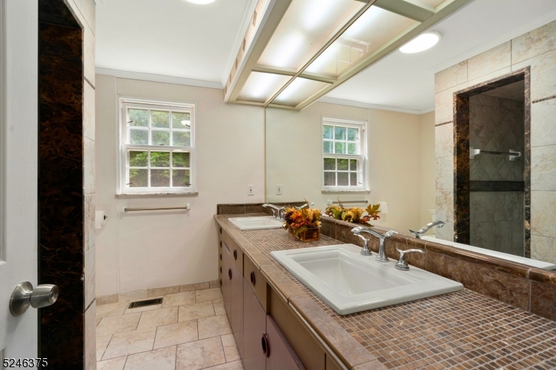 46 Oak Road Boonton, NJ 07005 - Photo 19 of 36