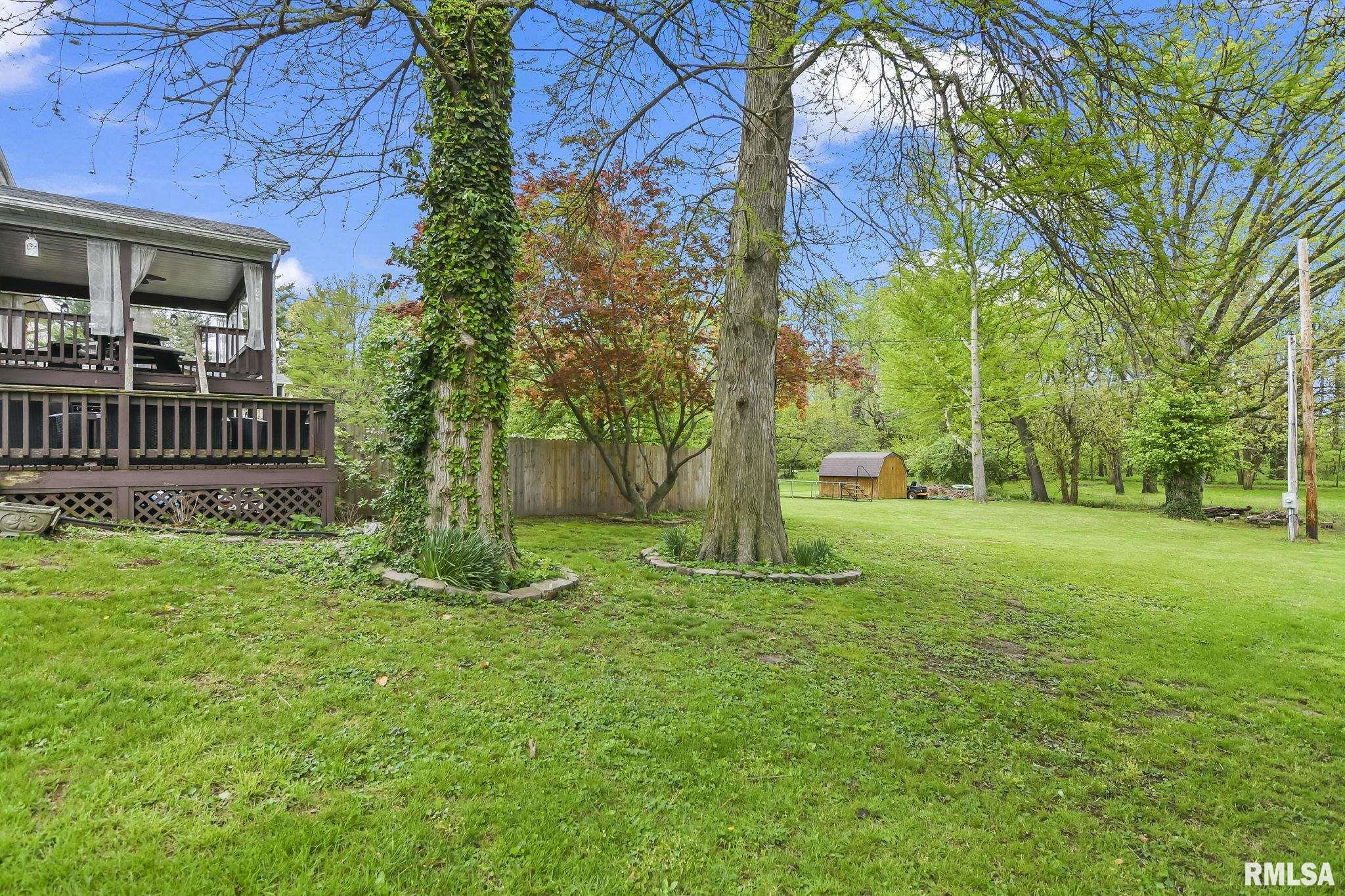 8 Circle Drive Rochester, IL 62563 - Photo 38 of 41