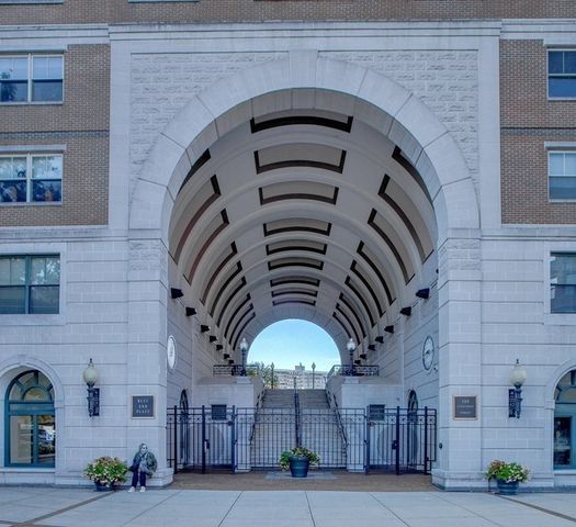 $485,000 | 150 Staniford Street, Unit 432, Boston, MA 02114