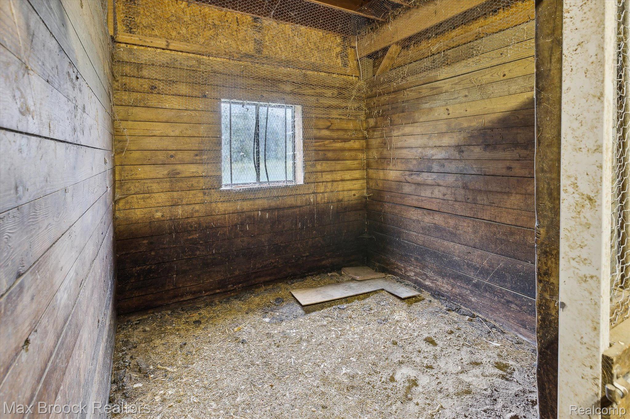 2345 Castle Road North Branch, MI 48461 - Photo 31 of 32 Gallery Image 31