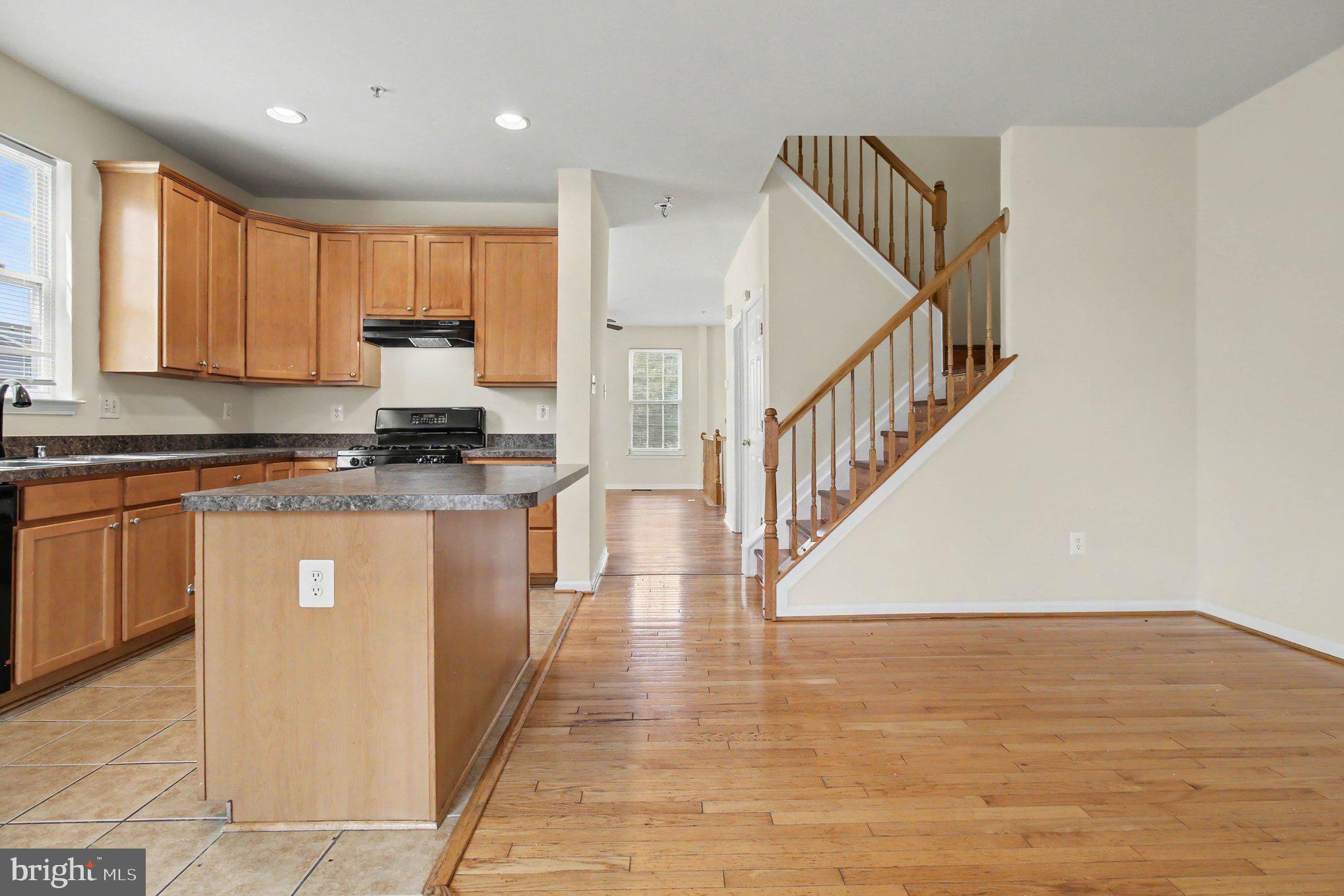 9715 Luguna Road Baltimore, MD 21220 - Photo 8 of 29