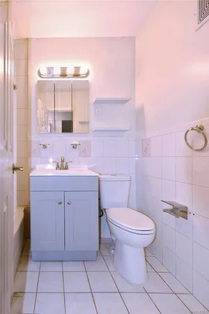 $3,425 | 15-10 B 12th Street, Unit 2 | Far Rockaway