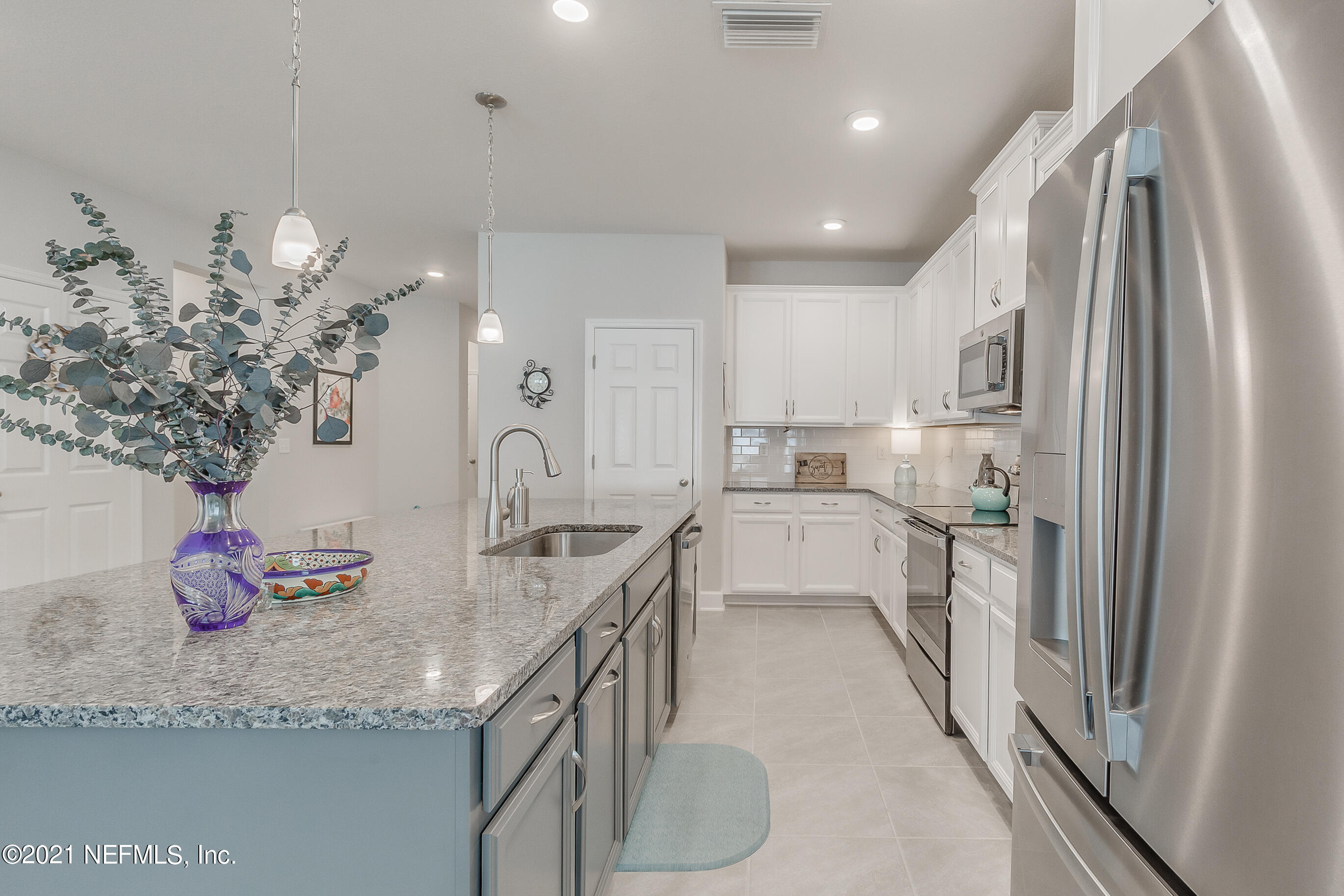 12069 Bridgehampton Road Jacksonville, FL 32218 - Photo 13 of 27 Kitchen