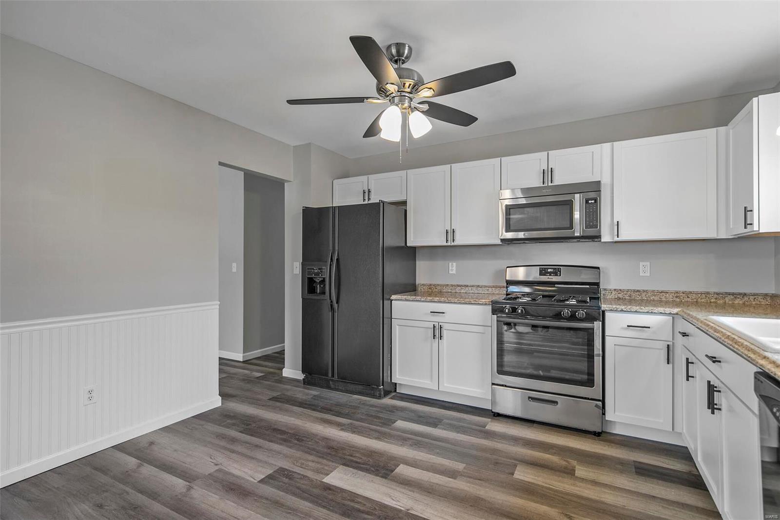 305 Atrium Ridge Court St. Peters, MO 63376 - Photo 9 of 28 Gallery Image 9