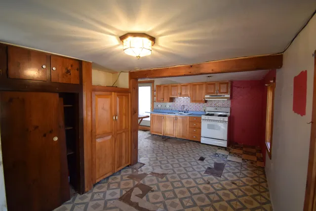 $224,000 | 6 Dow Street, Exeter, NH 03833