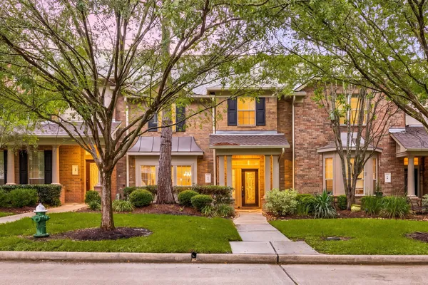 $439,000 | 54 Ginger Jar Street, The Woodlands, TX 77382