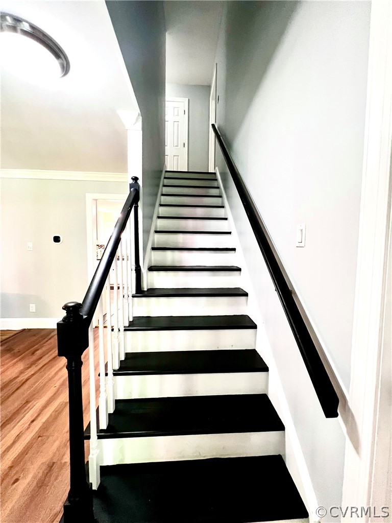 13604 Winterberry Ridge Midlothian, VA 23112 - Photo 27 of 50 a view of entryway with wooden floor