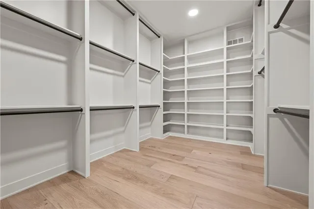 $1,294,190 | 11711 West 181st Terrace, Overland Park, KS 66013