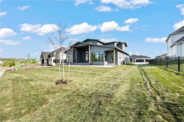 $1,294,190 | 11711 West 181st Terrace, Overland Park, KS 66013