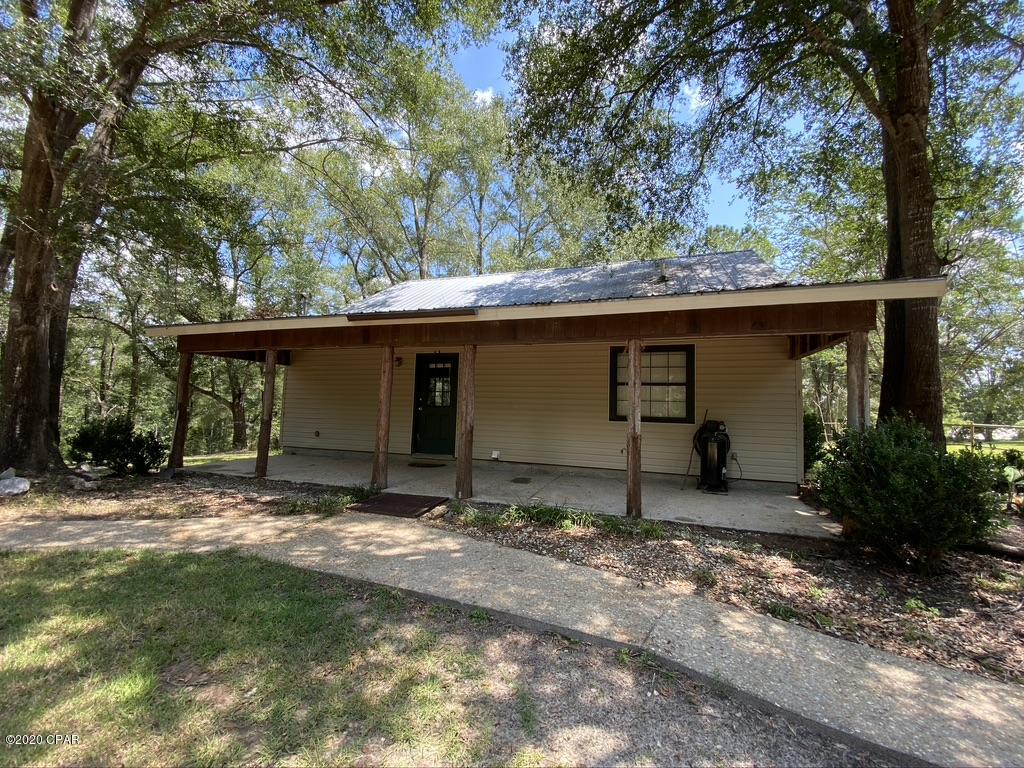 3582 Morris Hill Road Vernon, FL 32462 - Photo 1 of 25 Gallery Image 1