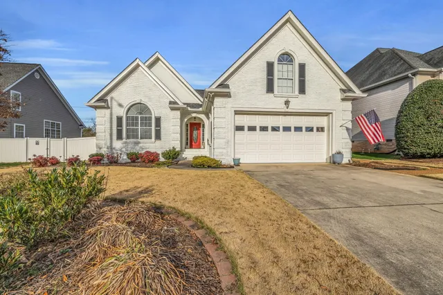 $479,900 | 6817 Chiswick Drive, Chattanooga, TN 37421
