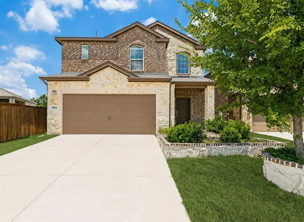 $2,750 | 1612 Ferguson Lane, McKinney, TX 75071
