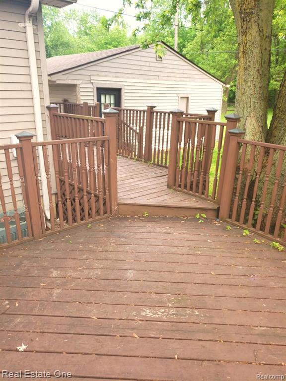 48653 Willis Road Belleville, MI 48111 - Photo 7 of 14