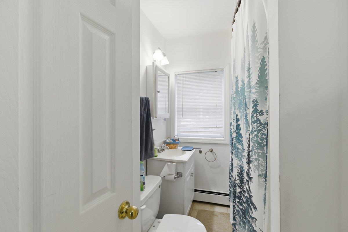 111-113 Booth Terrace Bennington, VT 05201 - Photo 34 of 38