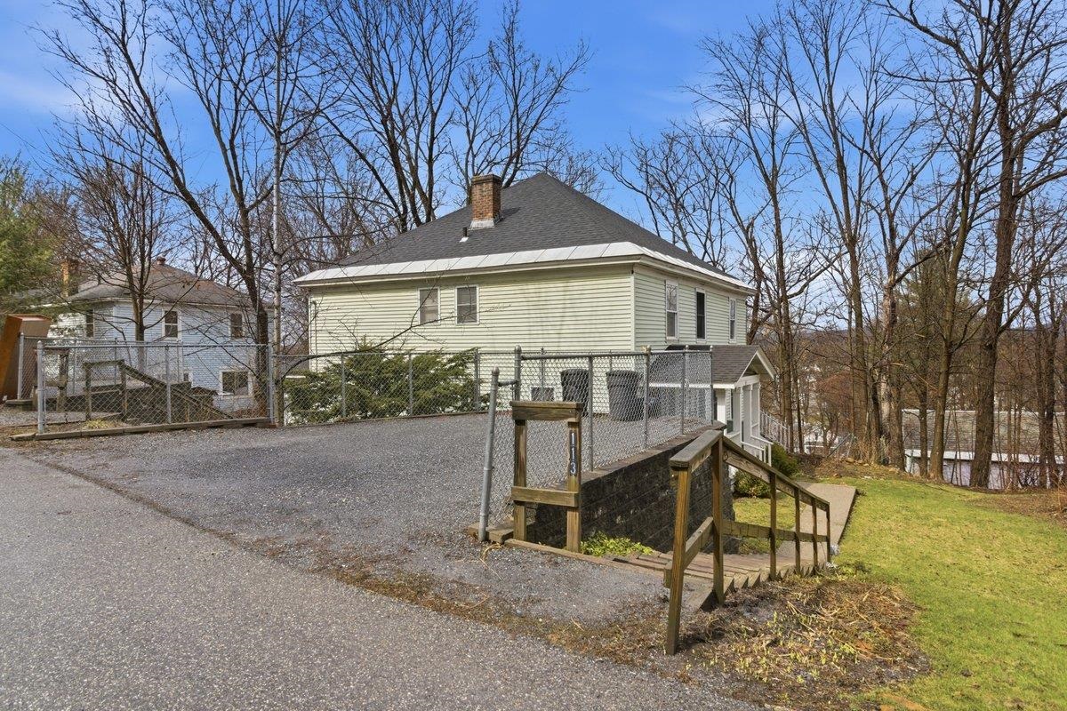 111-113 Booth Terrace Bennington, VT 05201 - Photo 37 of 38