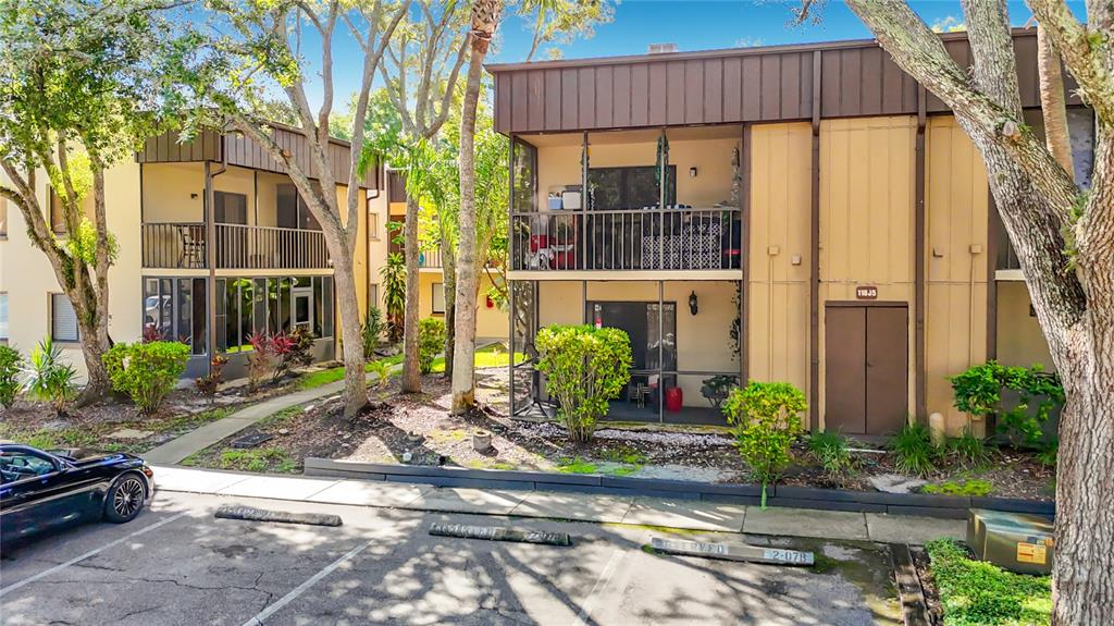 11805 Raintree Lake Lane, Unit D Temple Terrace, FL 33617 - Photo 31 of 32