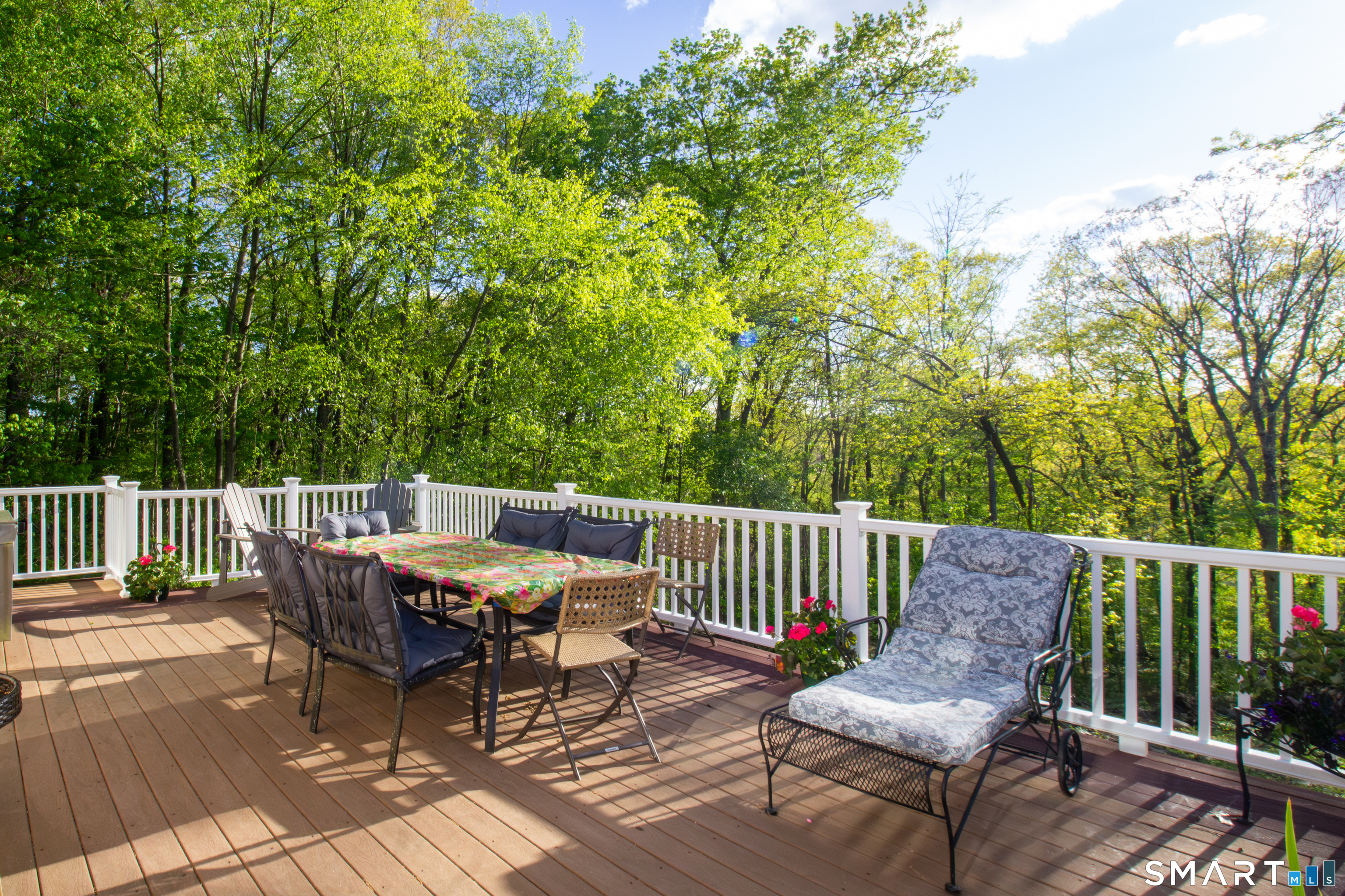 23 Button Road Shelton, CT 06484 - Photo 14 of 33