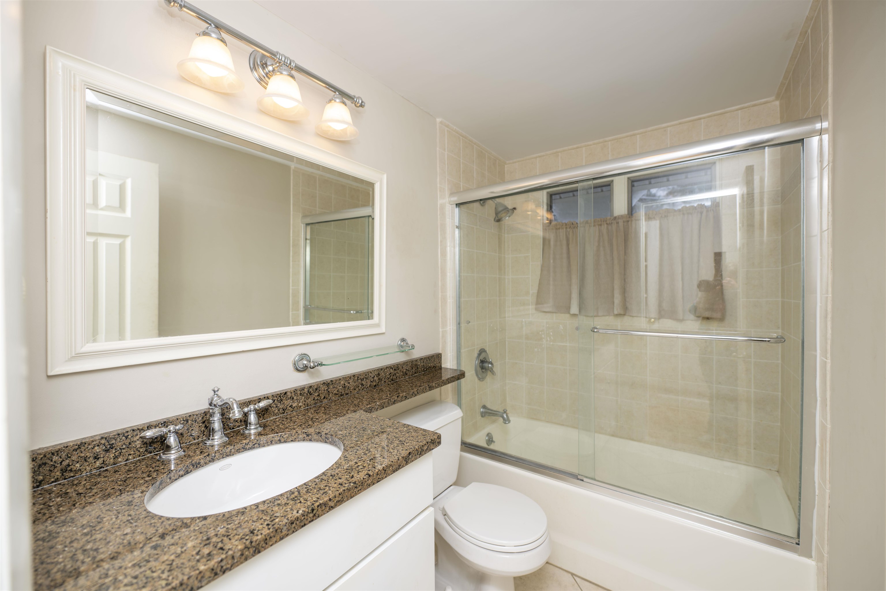 235 Fox Lane Hartford, VT 05059 - Photo 19 of 30