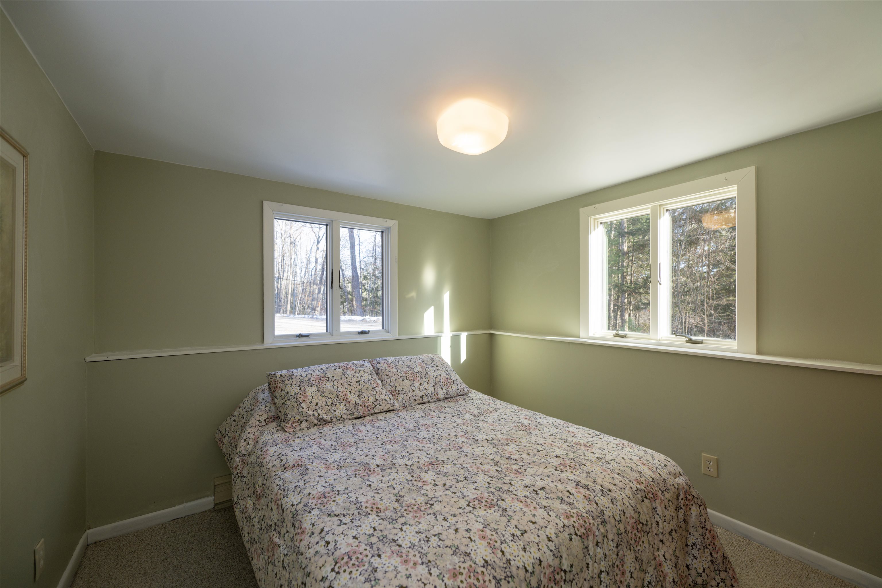 235 Fox Lane Hartford, VT 05059 - Photo 22 of 30