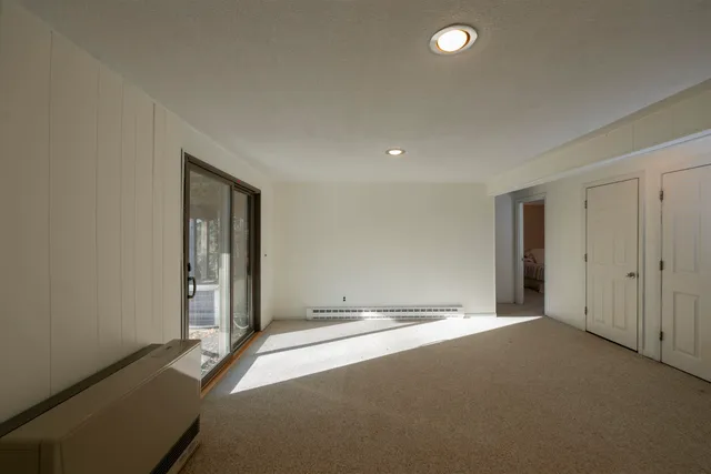 $525,000 | 235 Fox Lane, Hartford, VT 05059